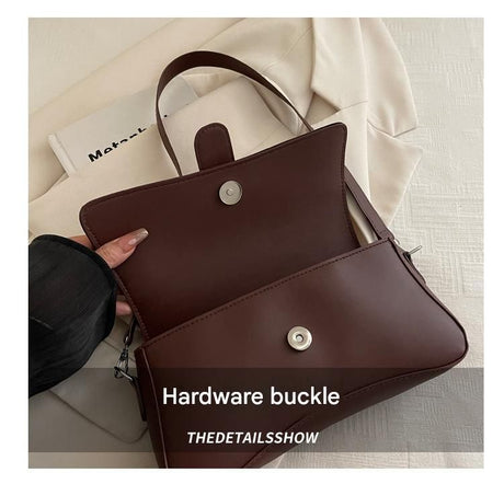 Black Fashion Retro Crossbody Bag French Chic Small Shoulder Bag Women’s Baguette Underarm Bag