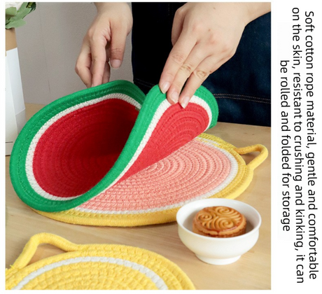 3-Piece Watermelon Inspired Kitchen Heat Resistant Set with 18cm & 30cm Round Cotton Rope Woven Trivets + 1 Pair Duckbill Oven Mitt - Foldable Table Protection Mats and Red Polka Dot Cooking Gloves, Perfect for Home Baking and Cooking Lover