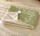 2-piece S size Green Pet Winter Comfort Bundle – 50*36cm Plush Pet Blanket and 40*25cm Thickened Pet Sleeping Bed Set for Dogs and Cats, Double-Sided Warm Blanket with Soft Plush Bed Cushion