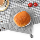 4 Pack Heat Resistant Pot Holders - Grey Cotton Silver Coated Quilted Kitchen Heat Pads Non Slip Oven Mats 18x18cm Baking Cooking Microwave Use Durable Thermal Protection