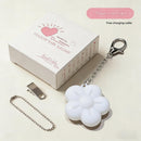 White Touch Activated Flower Keychain Light, Cute Portable LED Night Light Keyring, Mini Rechargeable Bag Charm Lamp, Creative Gift for Girls, Bedroom Decoration Light