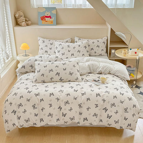 Butterfly Print Bedding Set - 3 Piece Set - Quilt Cover 200 x 229 cm with 2 Pillowcases 51 x 66 cm - White and Black Butterfly Pattern