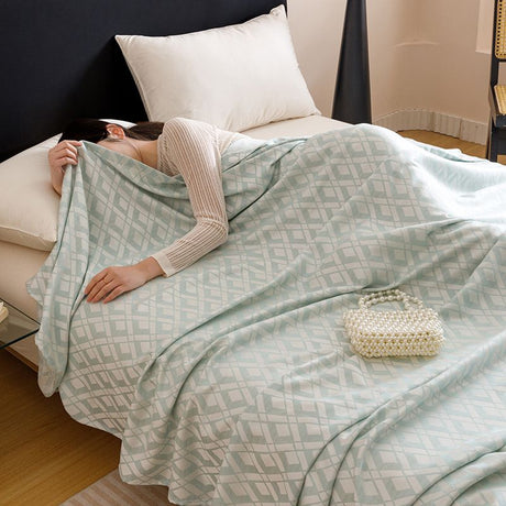 Blue Diamond Pattern Bamboo Fiber Summer Cooling Blanket 200×230cm for Bed Sofa Air Conditioned Room Lightweight Breathable Gauze Coverlet