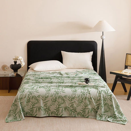 Bamboo Fibre Cooling Blanket Green Bamboo Pattern 200×230cm for Summer Bed and Air Conditioned Rooms