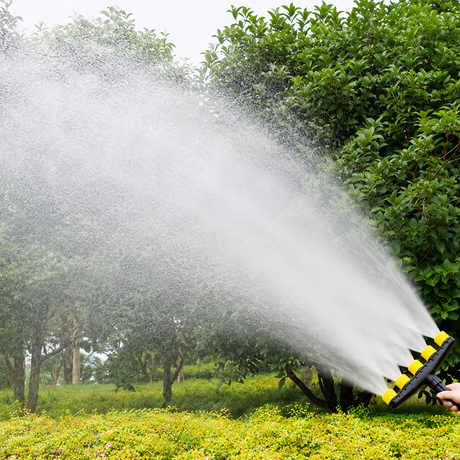 4-Head Adjustable Garden Spray Nozzle - Wide-Area Watering and Mist Sprayer with Stepped Hose Connector for Gardens, Lawns, Orchards and Irrigation