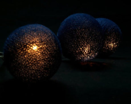 1 Set of 20 LED Black 5cm Cotton Ball Battery Powered String Lights Christmas Gift Home Wedding Party Bedroom Decoration Outdoor Indoor Table Centrepiece